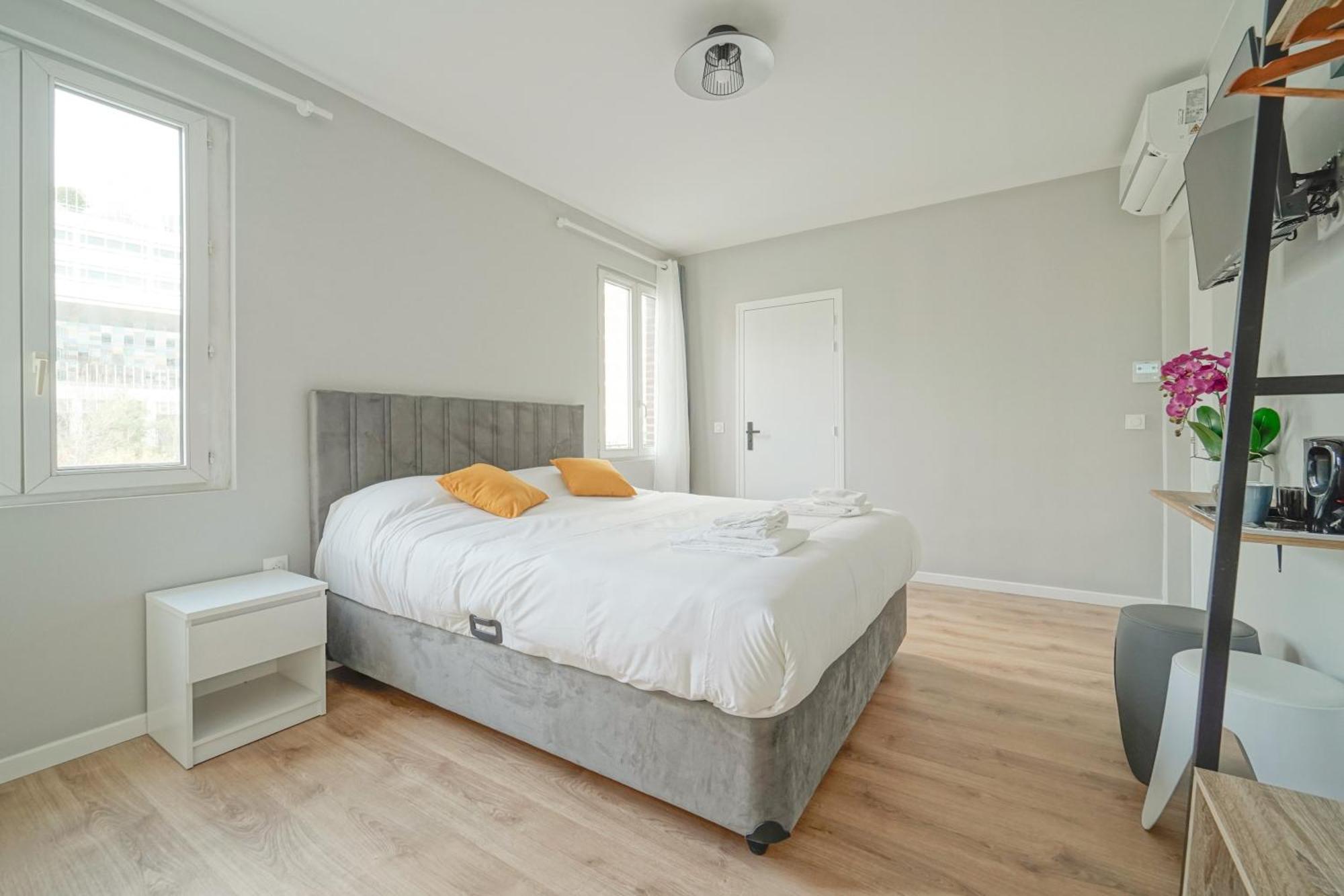 Trianon Saint Ouen 호텔 외부 사진